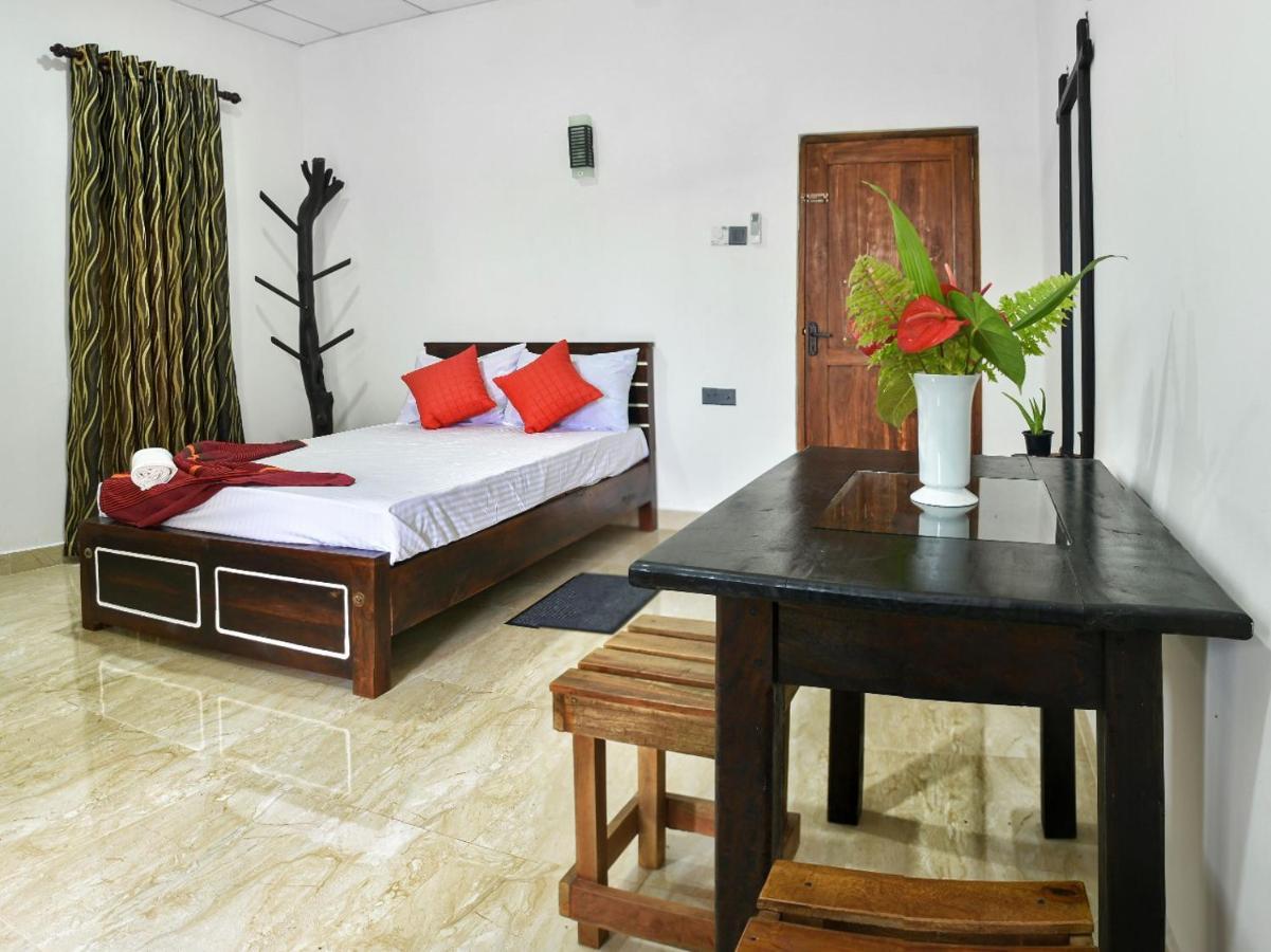 Antharaa Villa Anuradhapura Exterior photo